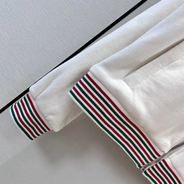 G*u*i jacket - gj011