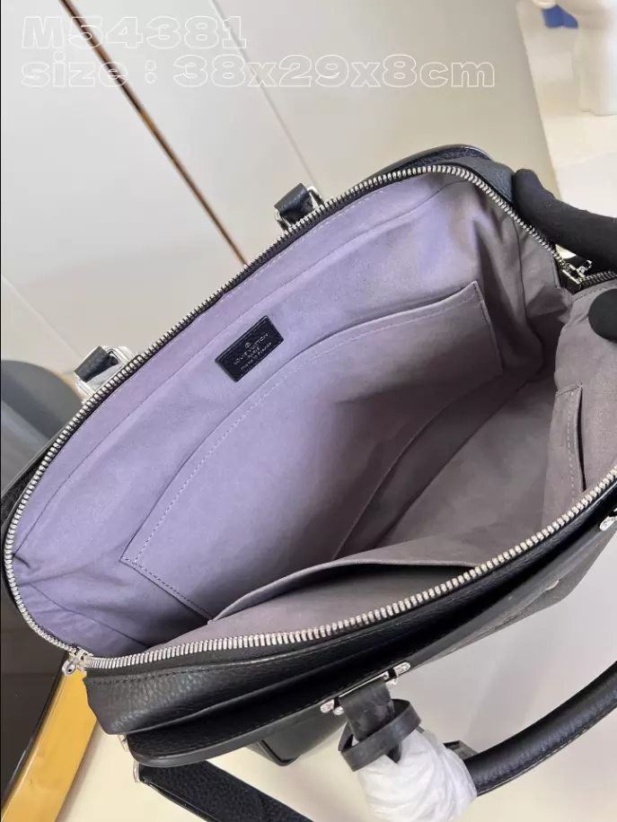 l0*is V*t0n armand briefcase - lbv395