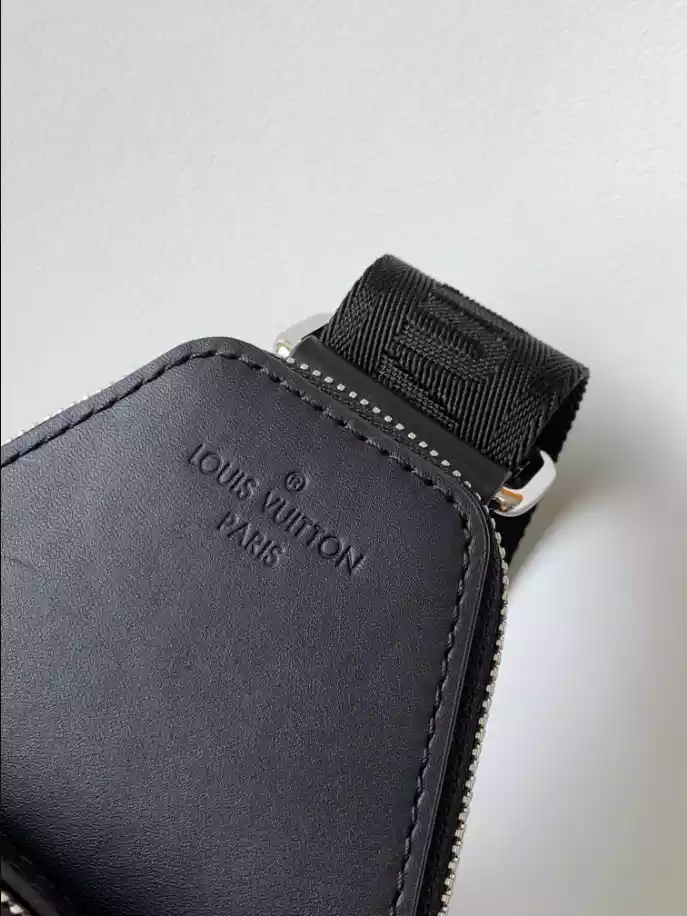 l0*is V*t0n avenue slingbag nm - lbv415