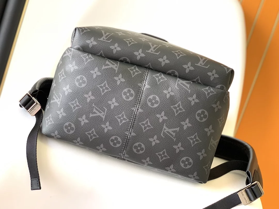 l0*is V*t0n discovery backpack - lbv377