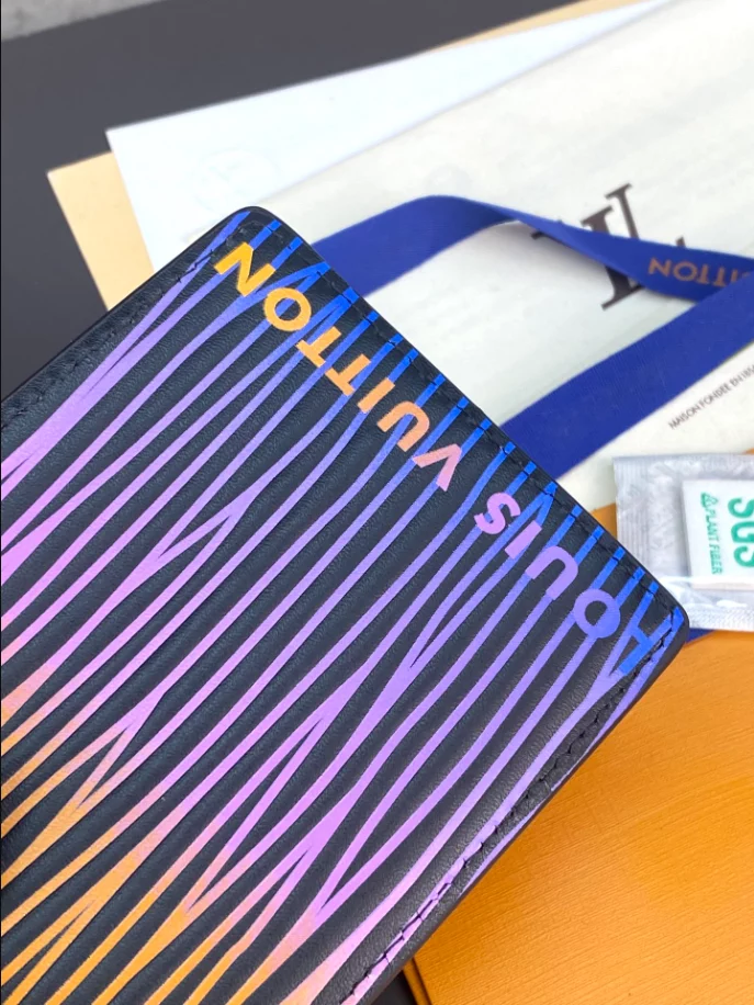 l0*is V*t0n slender wallet - lbv399