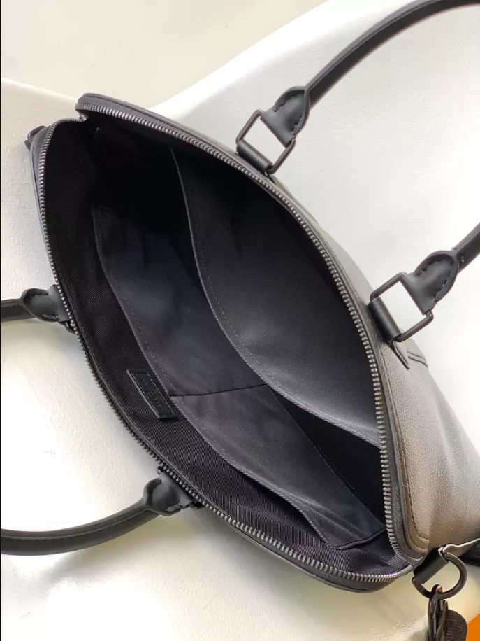 l0*is V*t0n takeoff briefcase - lbv394