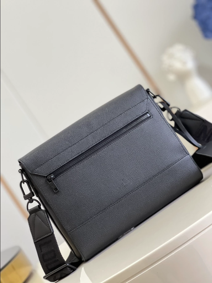 l0*is V*t0n takeoff messenger - lbv411