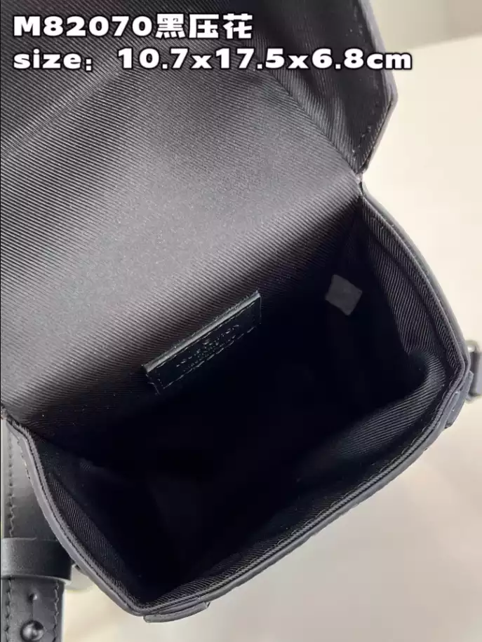 l0*is V*t0n vertical trunk wearable wallet - rrg063