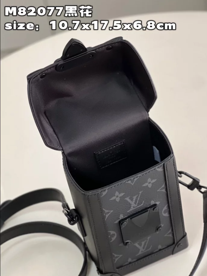 l0*is V*t0n vertical trunk wearable wallet -rrg065