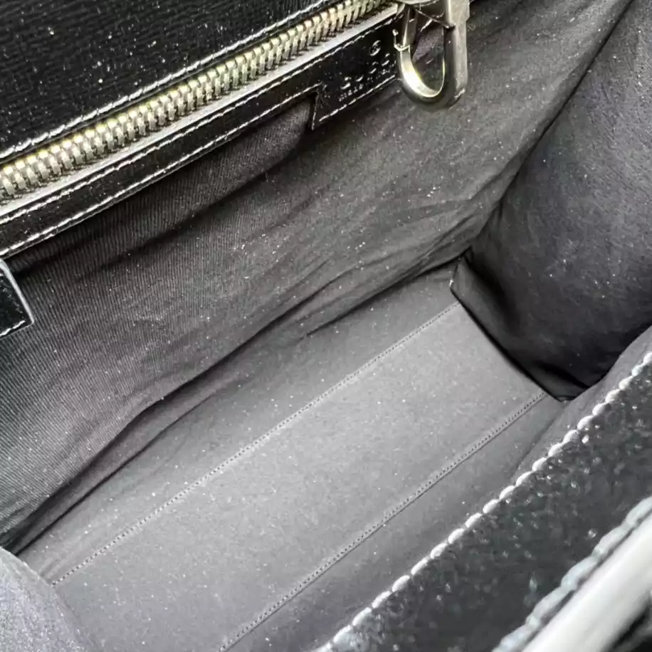 MEDIUM TOTE BAG WITH INTERLOCKING G - GBC052