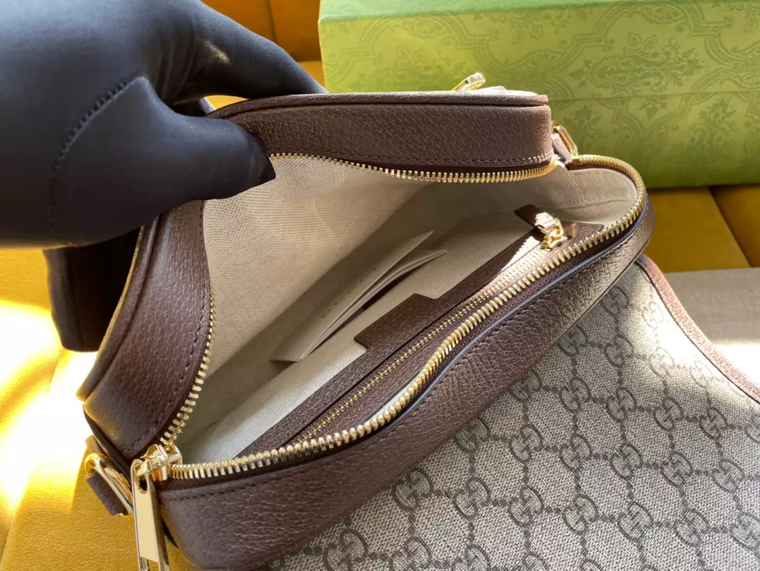 OPHIDIA MESSENGER BAG - GBC056