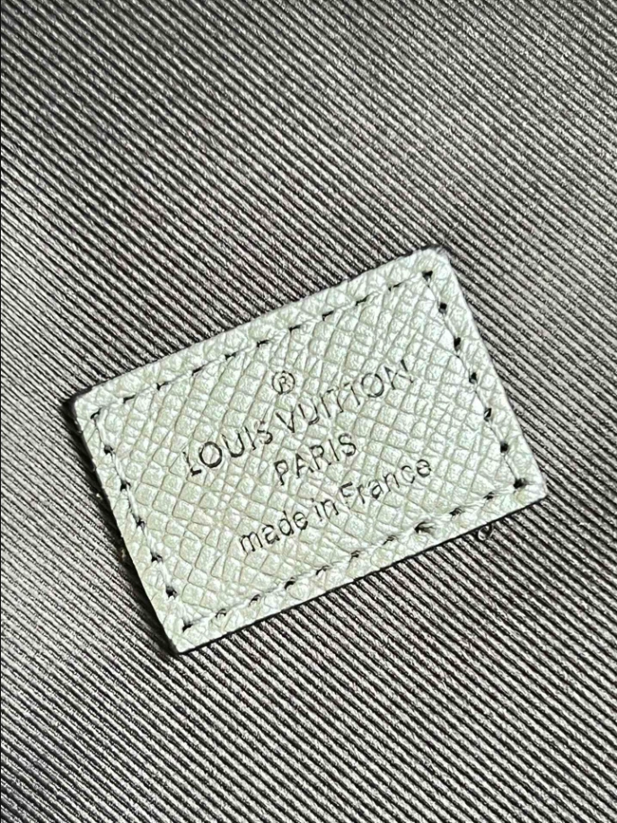 l0*is V*t0n discovery backpack pm taigarama - lbv387