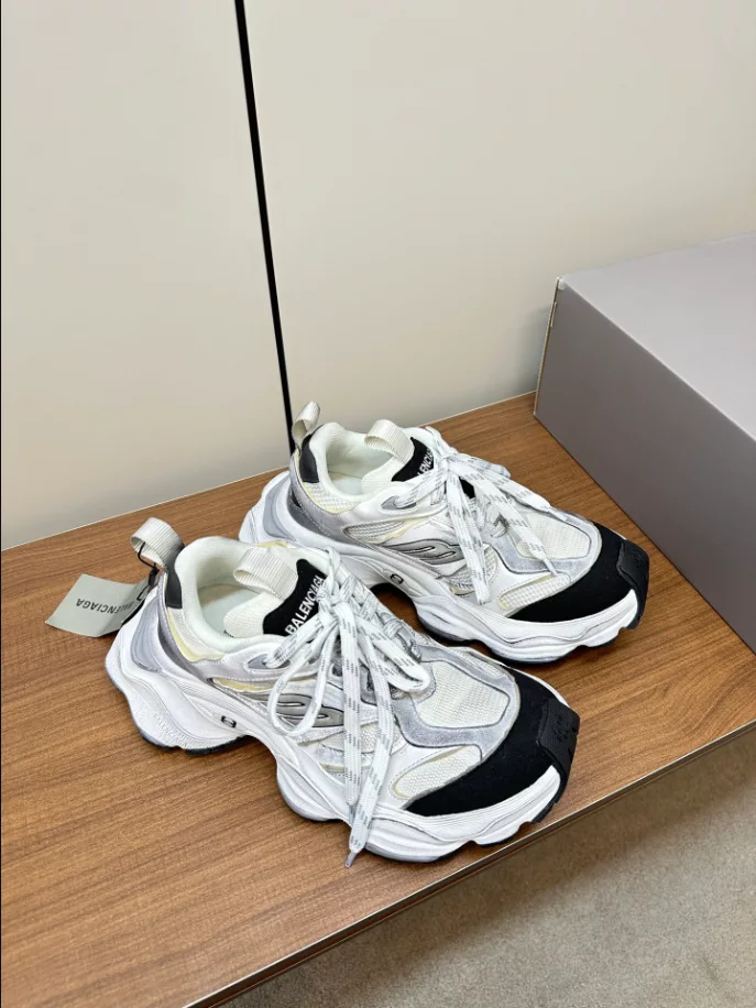 Ba*len*cia*ga cargo sneaker - bb241