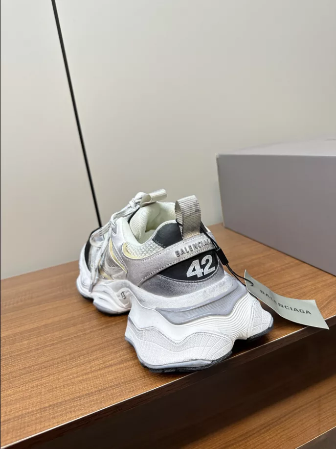 Ba*len*cia*ga cargo sneaker - bb241