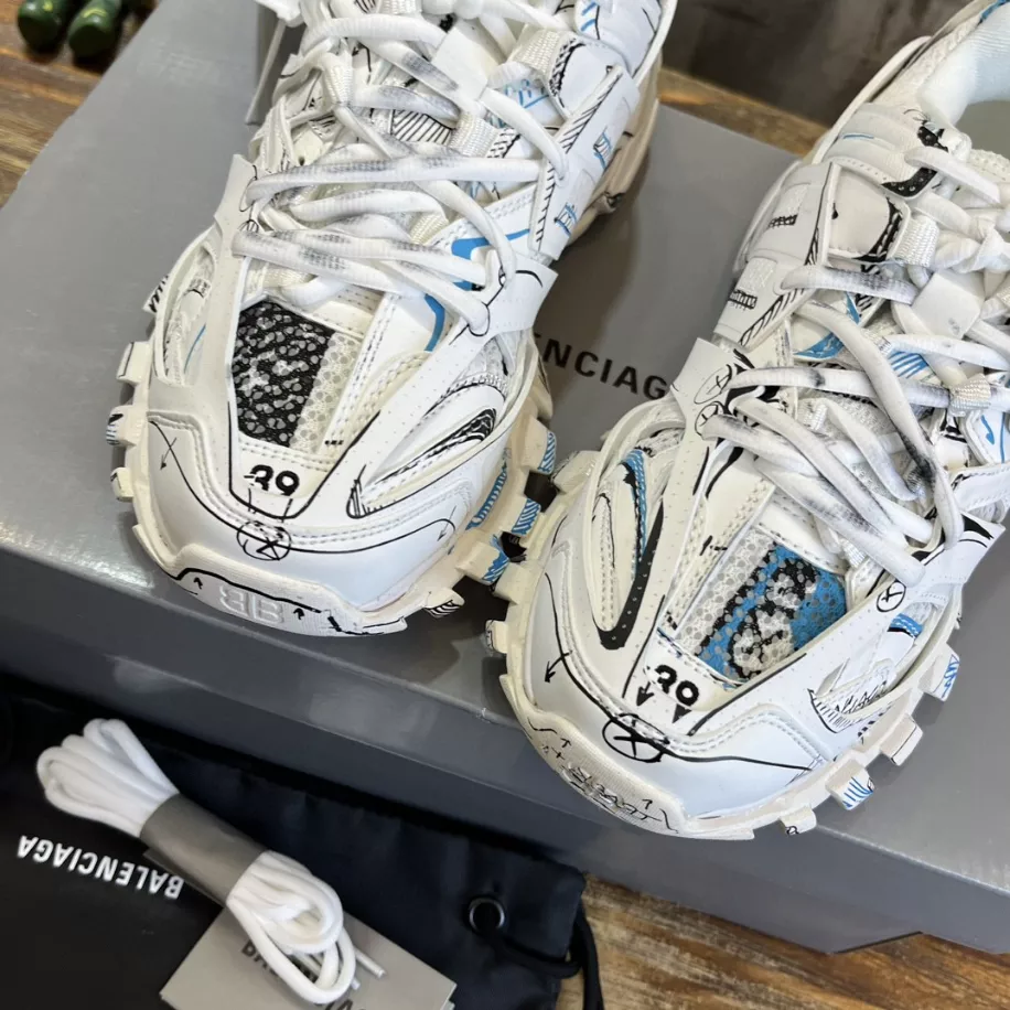 Ba*len*cia*ga track sneaker - bb251