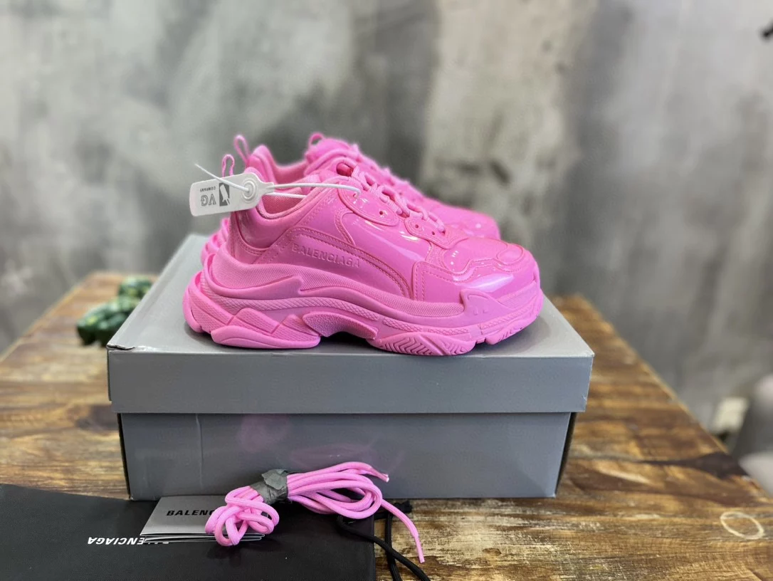 Ba*len*cia*ga triple s sneaker - bb257