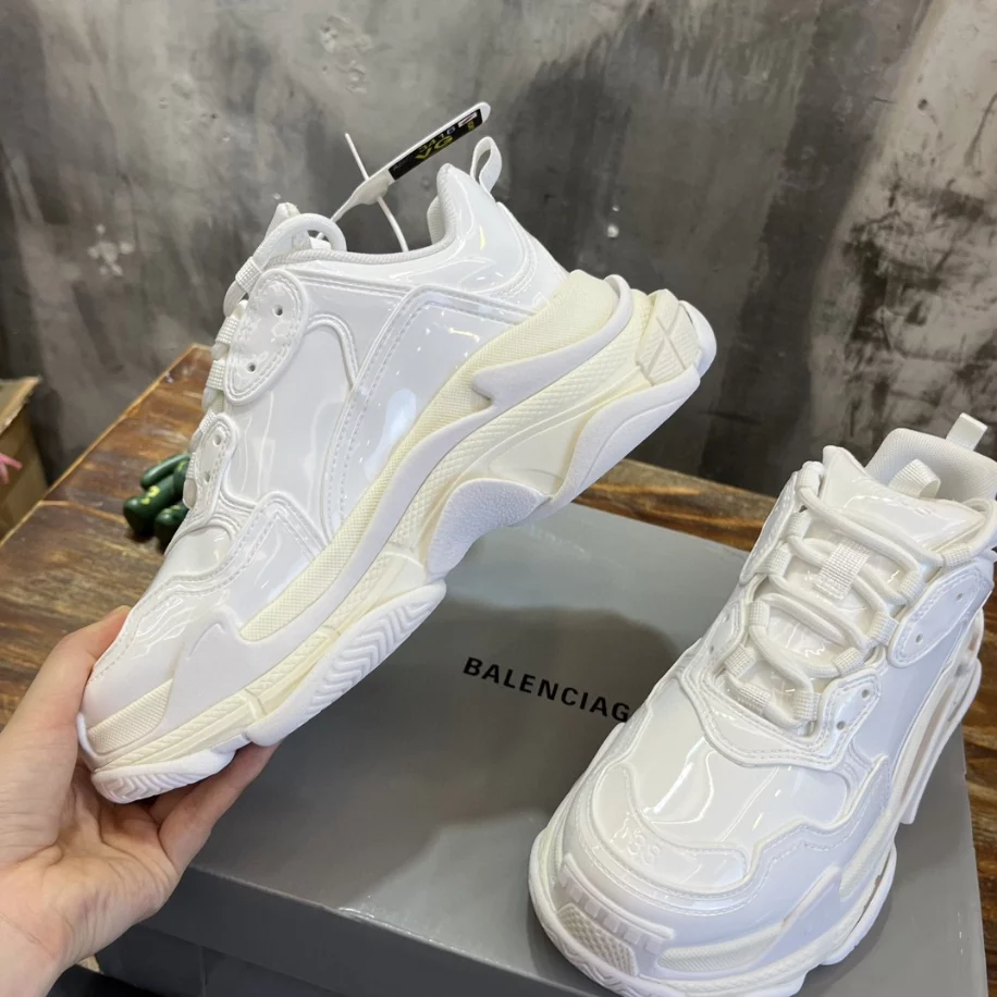 Ba*len*cia*ga triple s sneaker - bb258