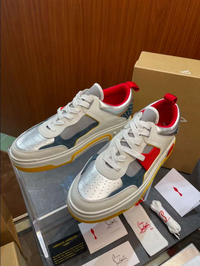 Ch**an louboutin astroloubi sneaker - cl175