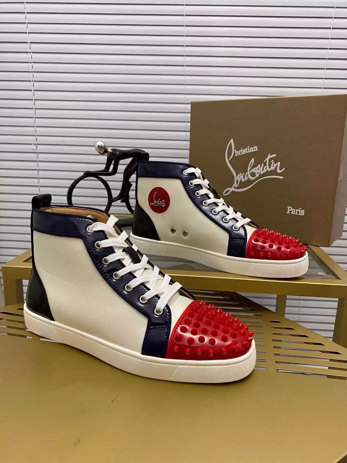 Ch**an louboutin high-top sneaker - cl176