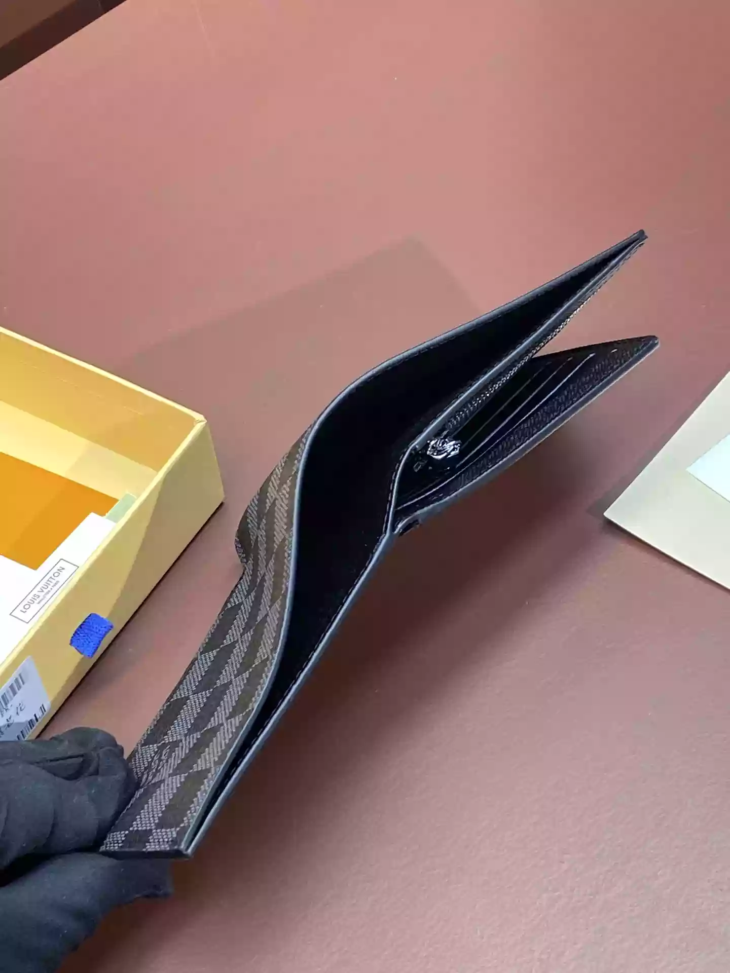 LV AMERIGO WALLET DAMIER GRAPHITE CANVAS - RRG096