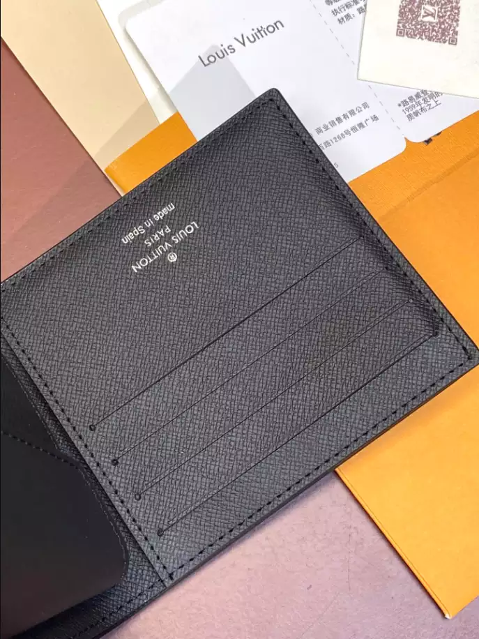LV MARCO WALLET EPI LEATHER - RRG091
