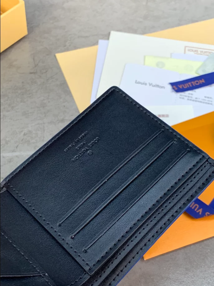 LV MULTIPLE WALLET- RRG087