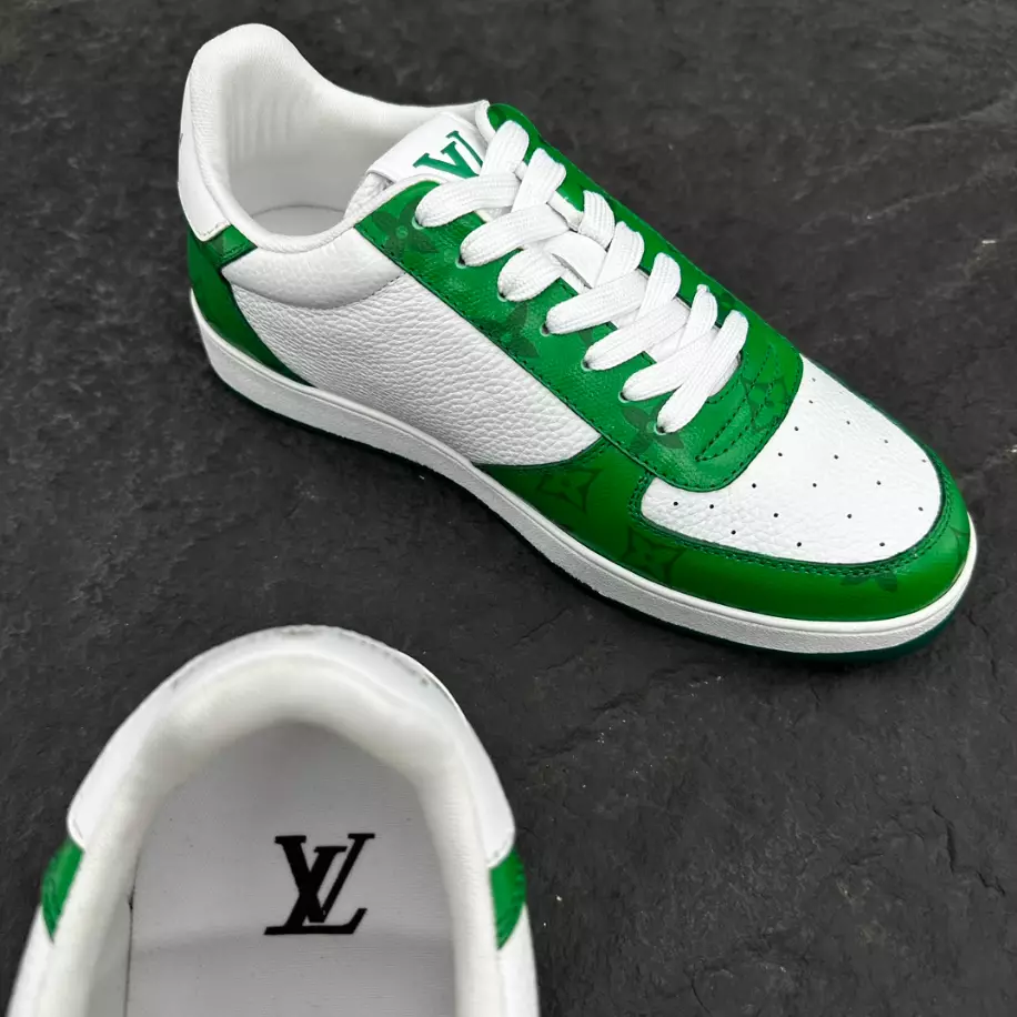 LV RIVOLI SNEAKER