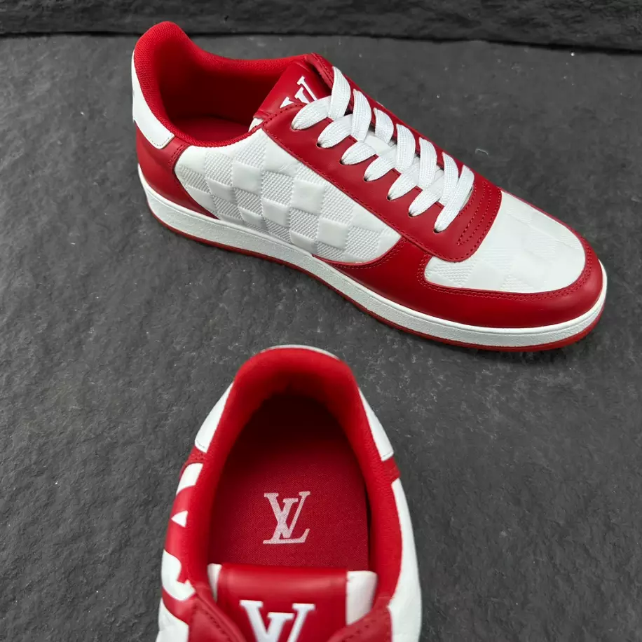 LV RIVOLI SNEAKER