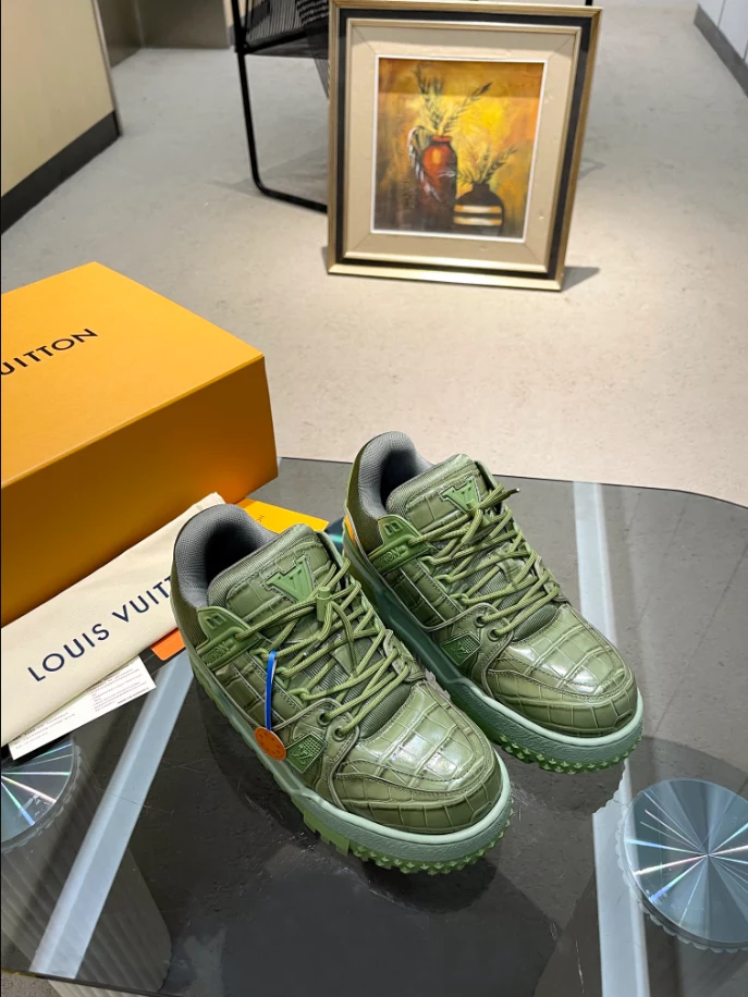 LV TRAINER MAXI SNEAKER