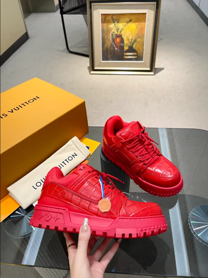 LV TRAINER MAXI SNEAKER