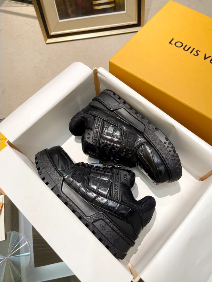 LV TRAINER MAXI SNEAKER