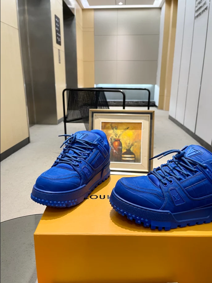 LV TRAINER MAXI SNEAKER