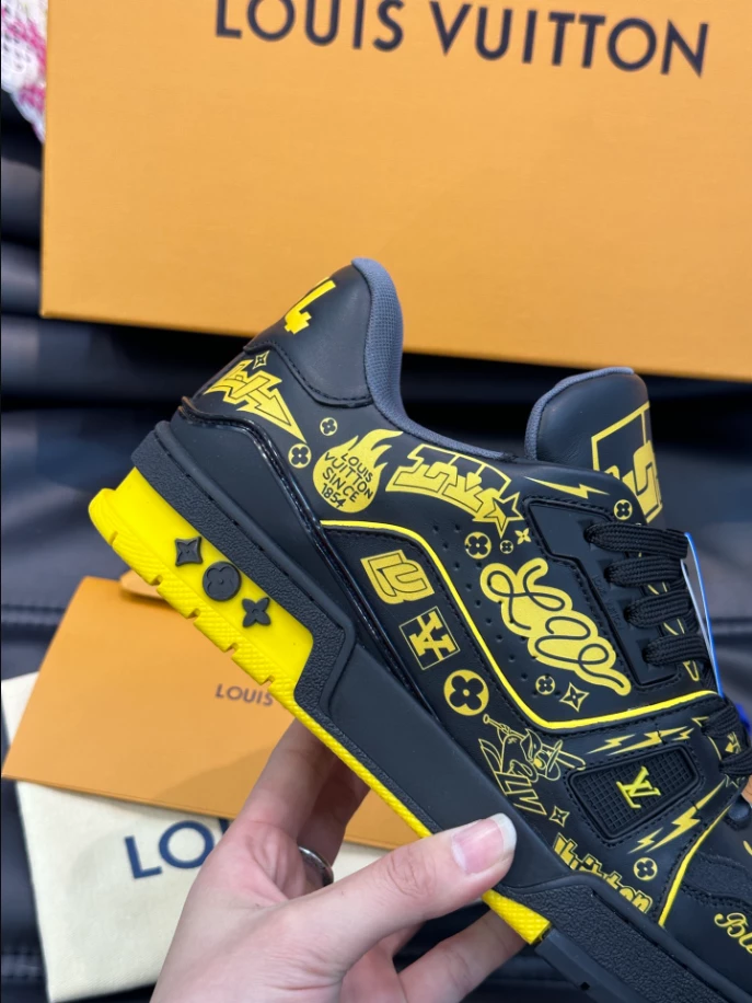 LV Trainer Sneaker