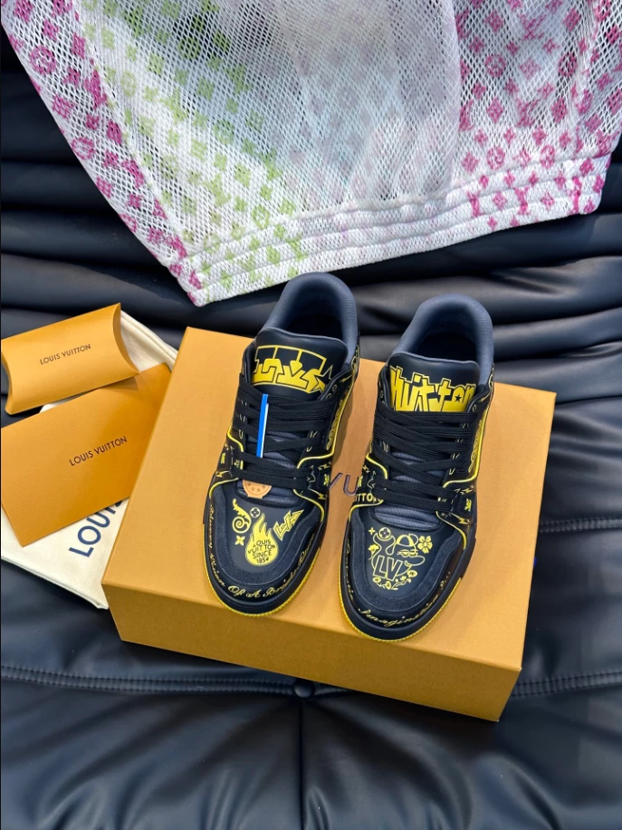 LV Trainer Sneaker