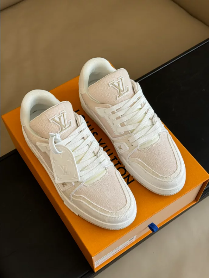 LV Trainer Sneaker