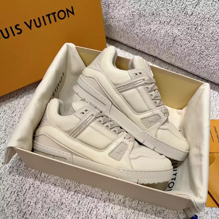 LV Trainer Sneaker