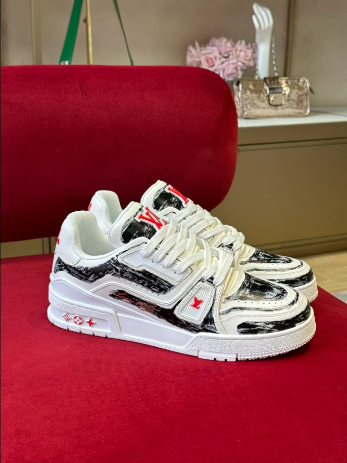 LV Trainer Sneaker
