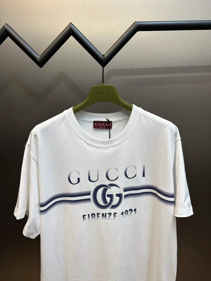 G*u*i t-shirt - gc0130