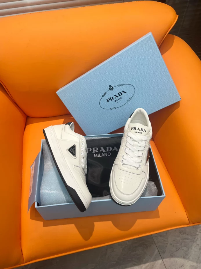 Pra*a downtown leather sneakers in white - prd010