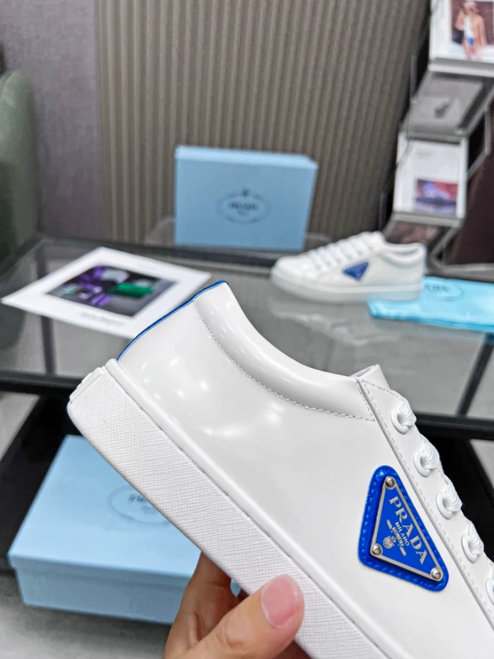 Pra*a brushed leather sneakers - prd044