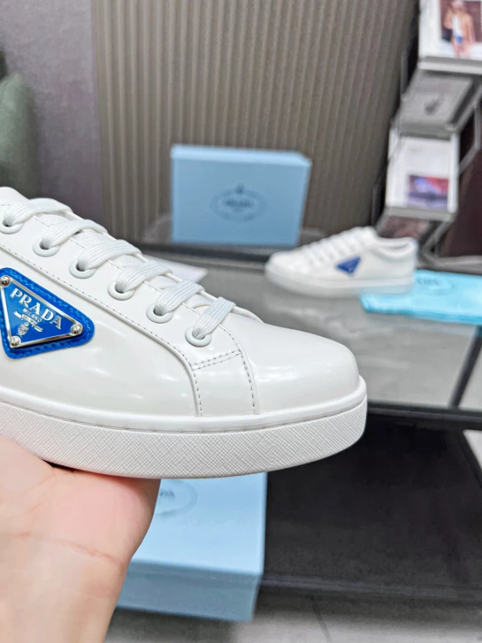 Pra*a brushed leather sneakers - prd044