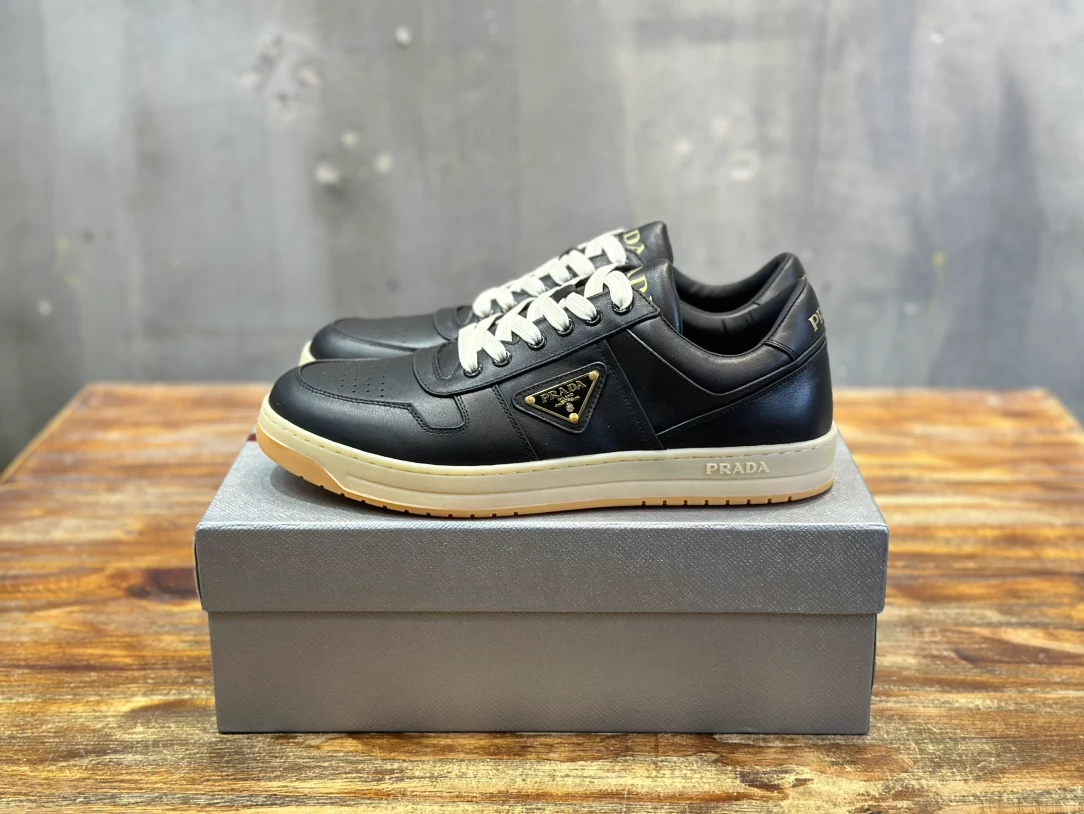Pra*a downtown nappa leather sneakers - prd031