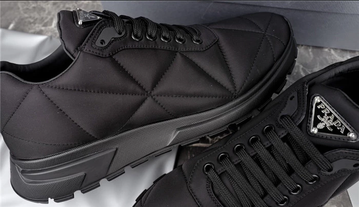 Pra*a quilted nylon sneakers - prd041