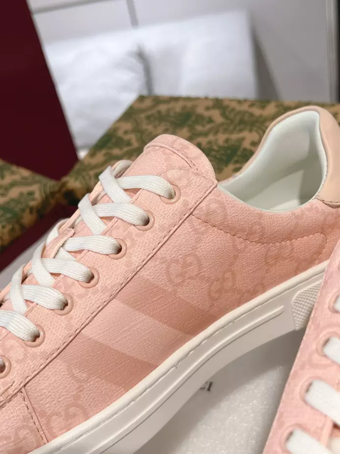 women's G*u*i ace sneaker with web - gc246