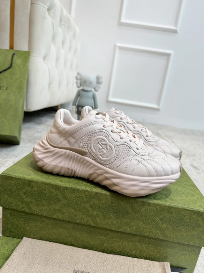 women's G*u*i ripple sneaker - gc254