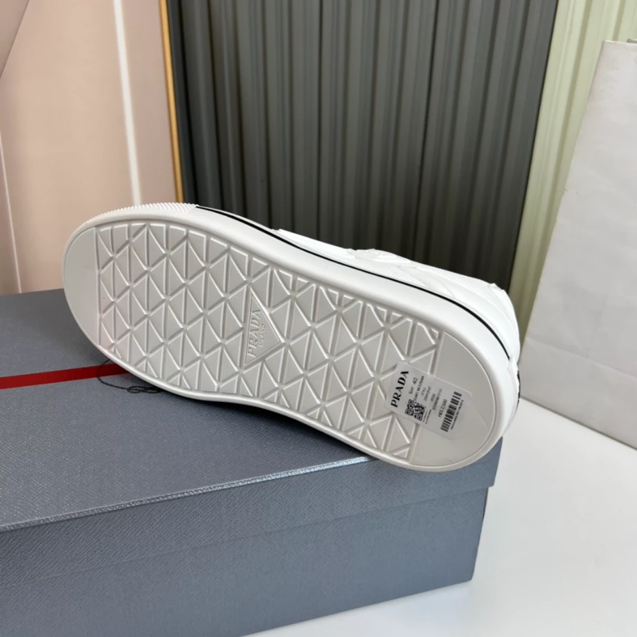 Pra*a macro re-nylon and brushed leather sneakers - prd061