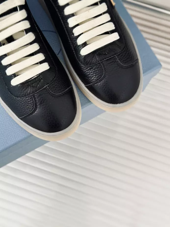 Pra*a suede sneakers alabaster black - prd082