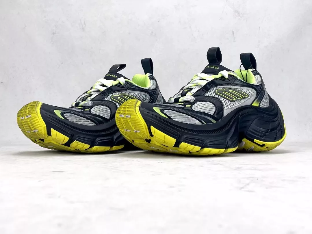 Ba*len*cia*ga men's 10xl sneaker in grey/yellow - bb272