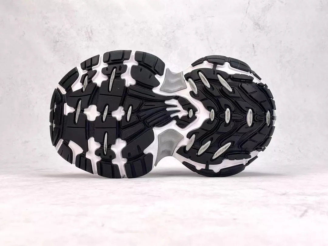 Ba*len*cia*ga men's 10xl sneaker in white/black/gris - bb273