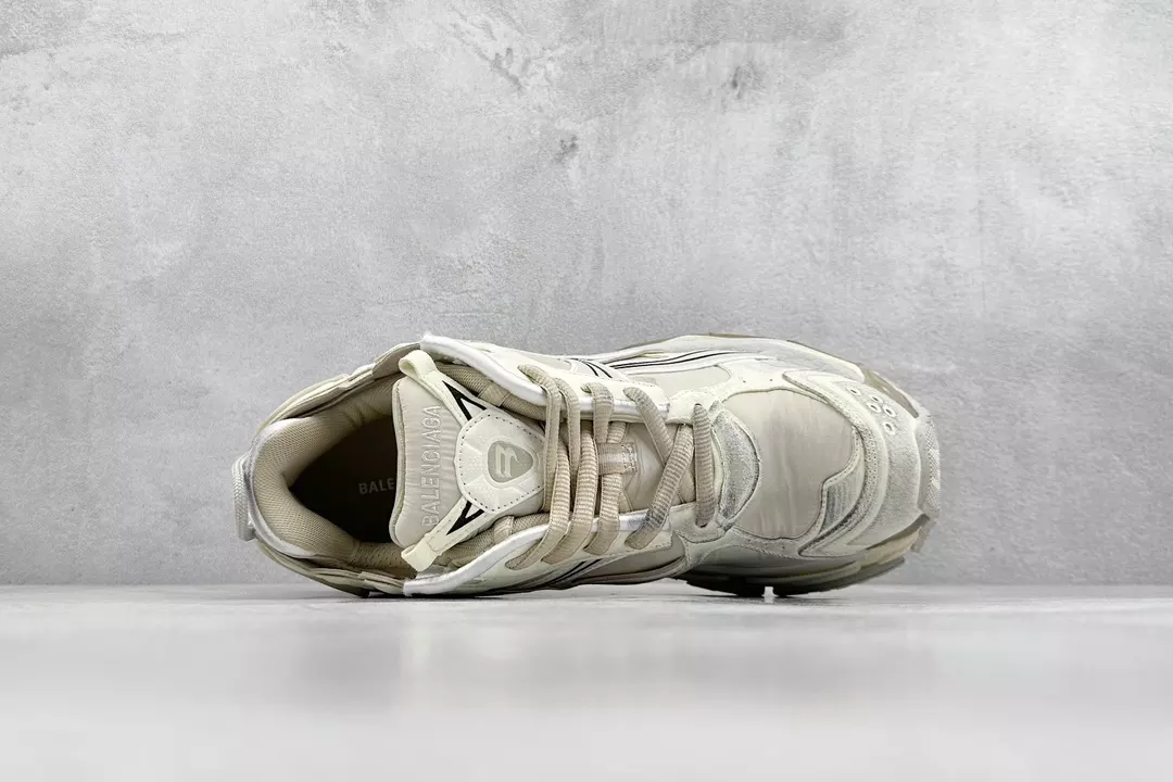 Ba*len*cia*ga runner sneaker in beige nylon and suede-like fabric - bb267