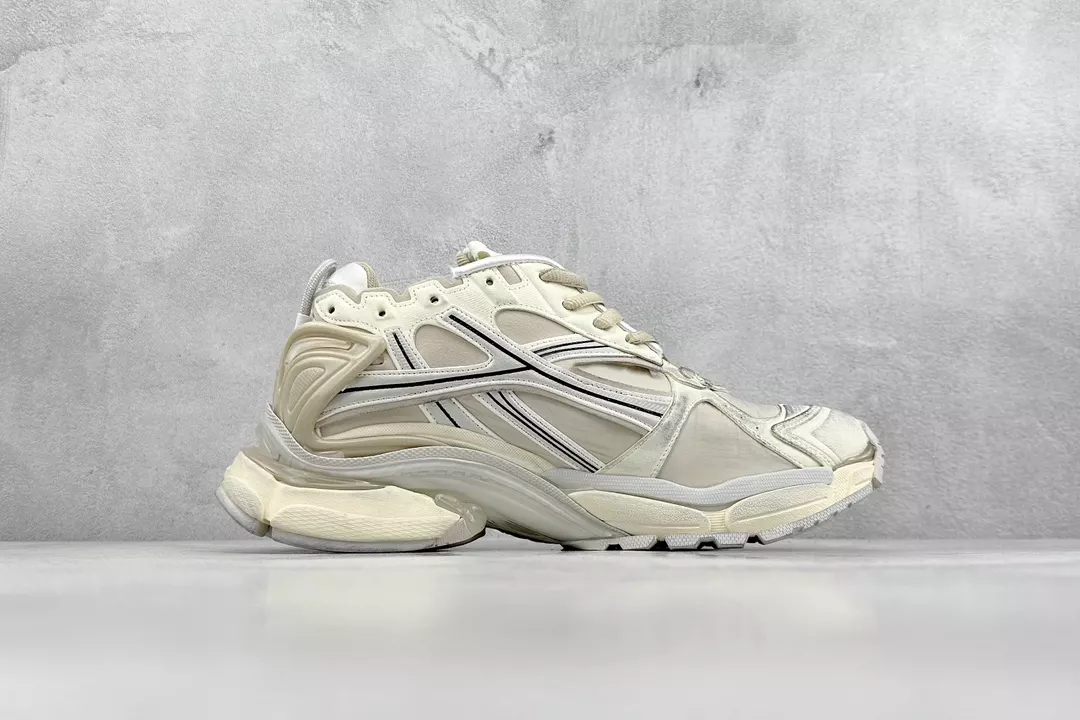 Ba*len*cia*ga runner sneaker in beige nylon and suede-like fabric - bb267