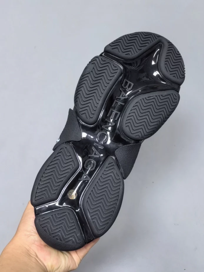 Ba*len*cia*ga triple s sneaker in black and white diy metal artwork printed cowskin - bb270