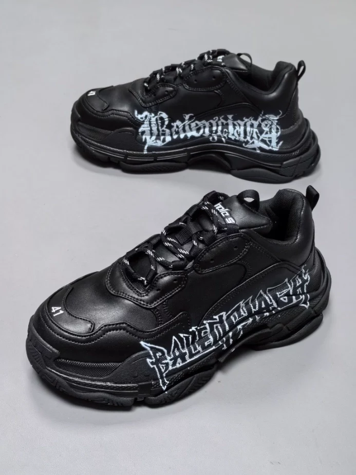 Ba*len*cia*ga triple s sneaker in black and white diy metal artwork printed cowskin - bb270