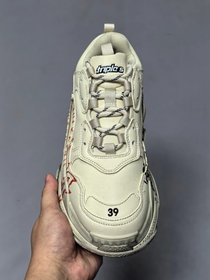 Ba*len*cia*ga triple s sneaker in white, red and black diy metal artwork printed cowskin - bb269